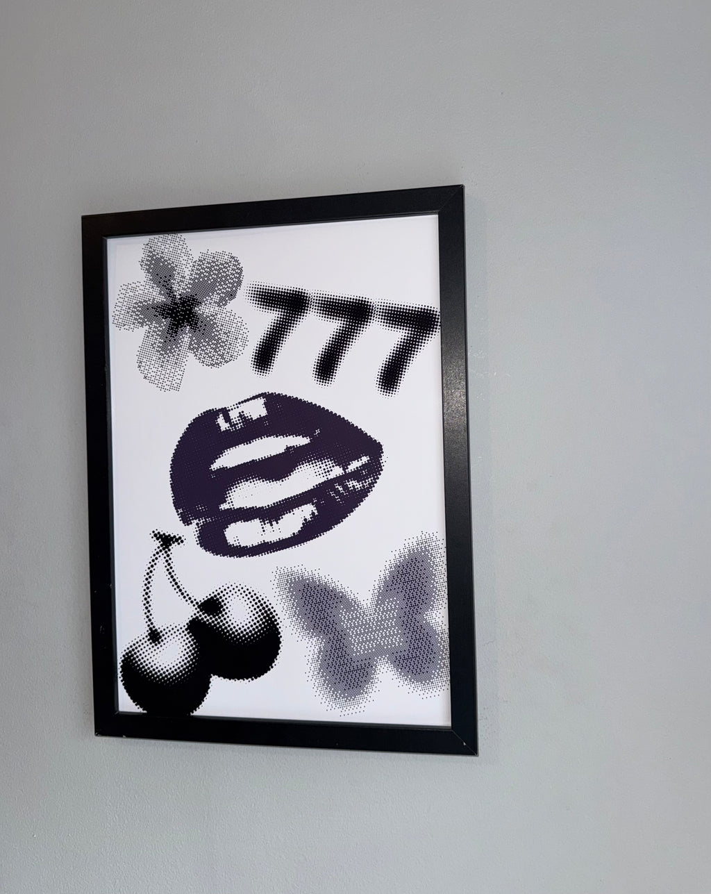 Random Half Tone 3 - Y2K Style | Monochrome | Minimalistic - Black & Grey |A4 Print
