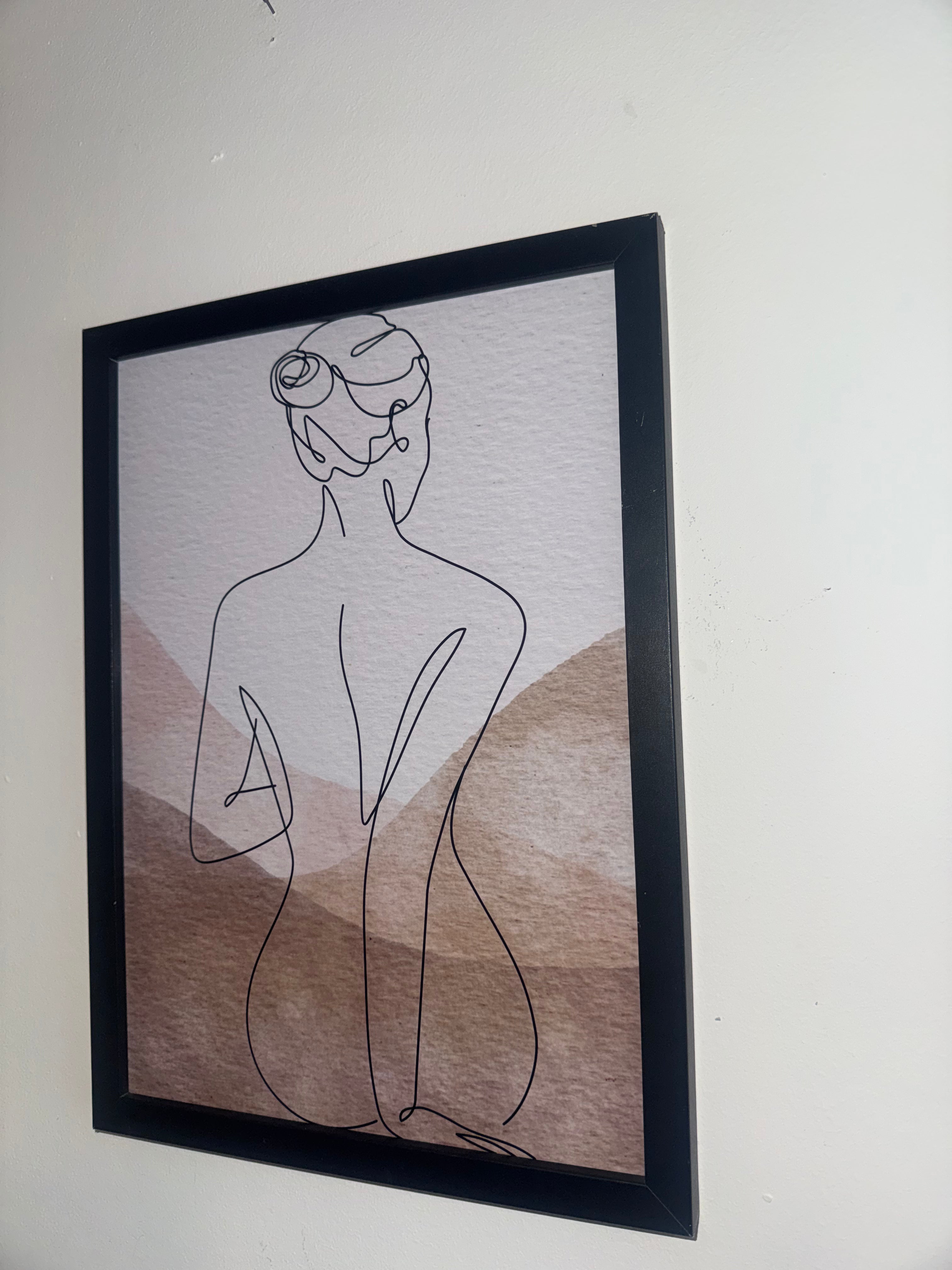 Minimalistic Style Woman | A4 Print | Framed or Unframed