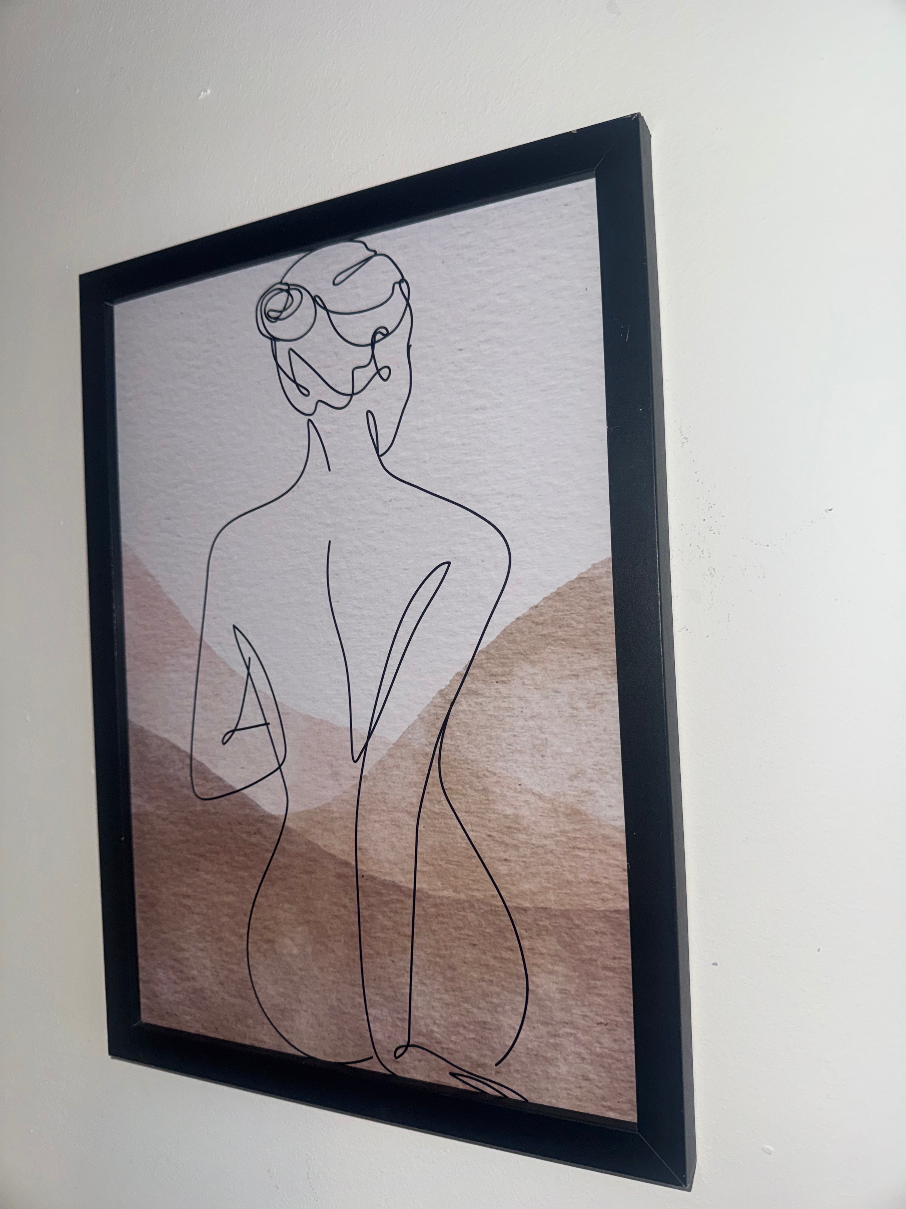 Minimalistic Style Woman | A4 Print | Framed or Unframed