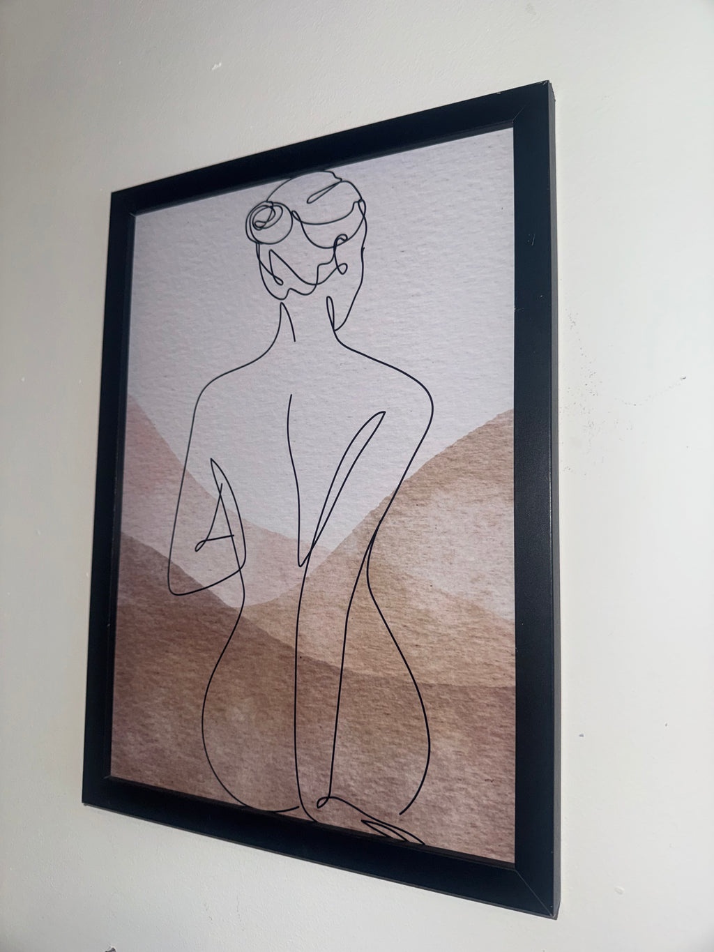 Minimalistic Style Woman | A4 Print | Framed or Unframed