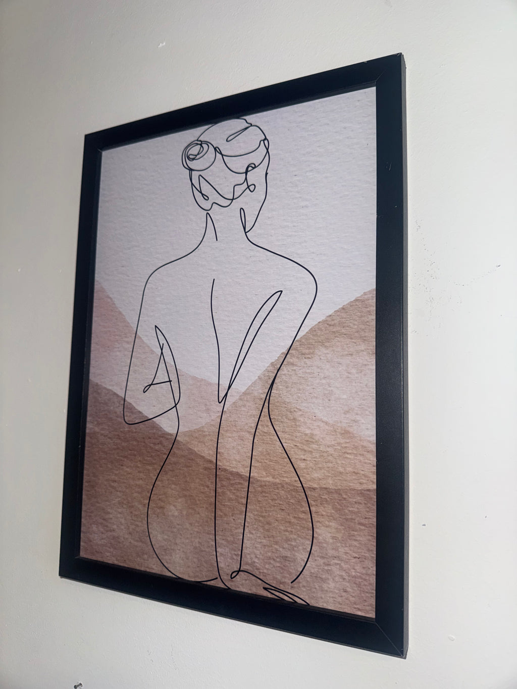 Minimalistic Style Woman | A4 Print | Framed or Unframed